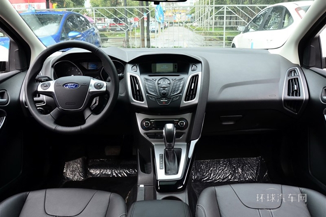 2012款 兩廂 1.6L AT風尚型