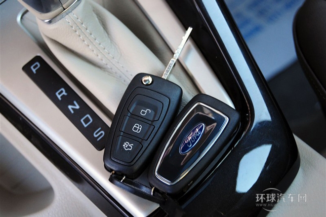 2012款 三廂 1.6L AT風尚型