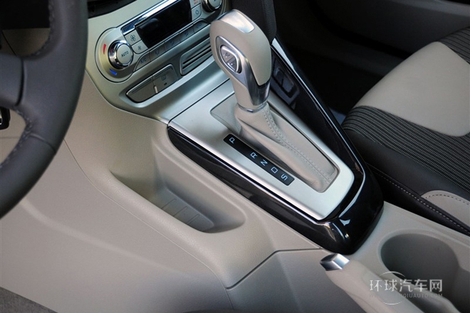 2012款 三廂 1.6L AT風(fēng)尚型