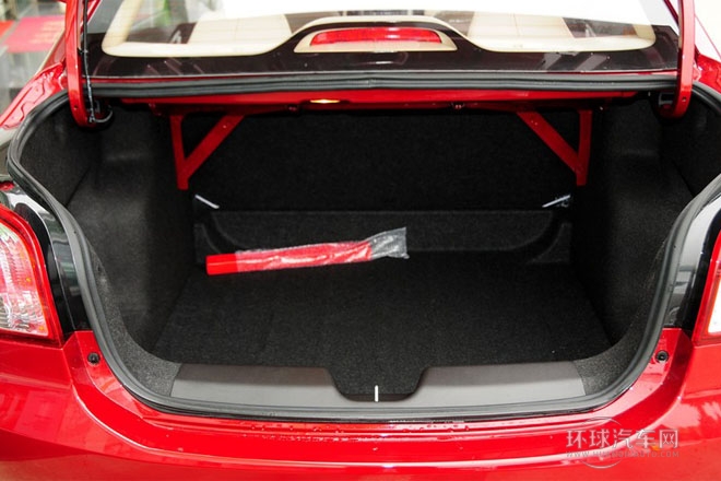 2014款1.5L手動   標準型