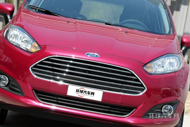 2013款 兩廂 1.5L 自動時尚型