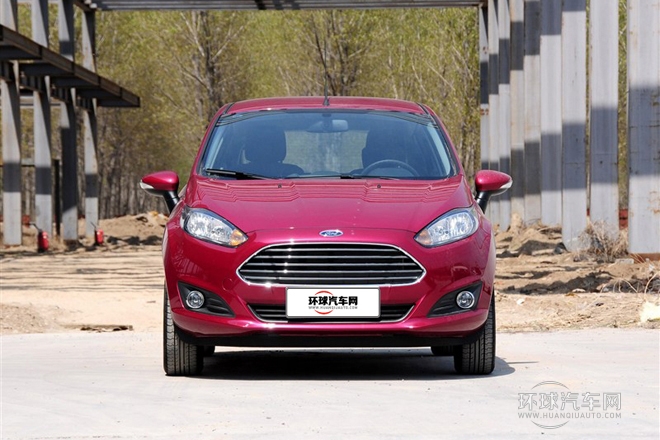 2013款 兩廂 1.5L 自動(dòng)時(shí)尚型