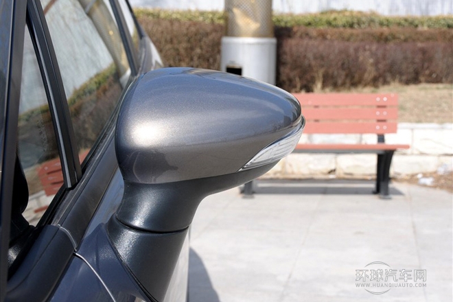 2013款 三廂 1.5L 自動品尚型