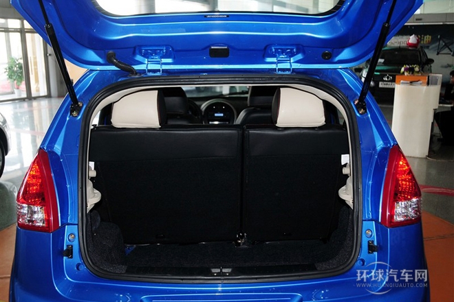 2014款 CROSS 1.5L 自動(dòng)精英型