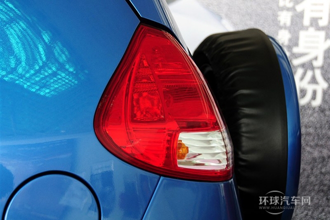 2014款 CROSS 1.5L 自動精英型