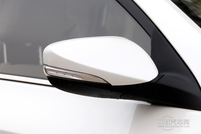 2012款 三廂 1.5L 手動舒適型