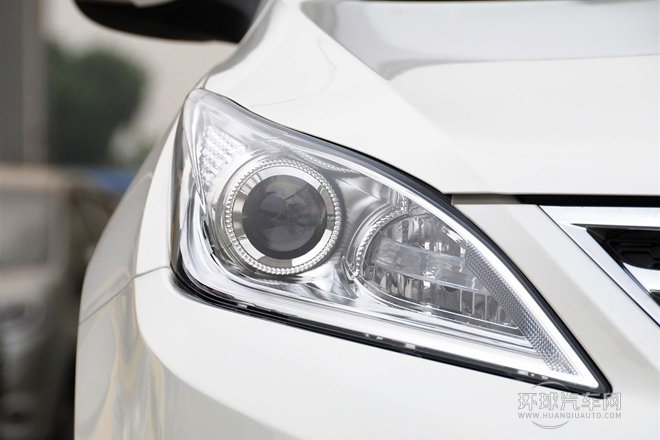 2012款 三廂 1.5L 手動舒適型