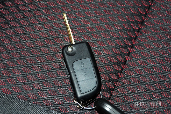 2012款 三廂 1.5L 手動運動型