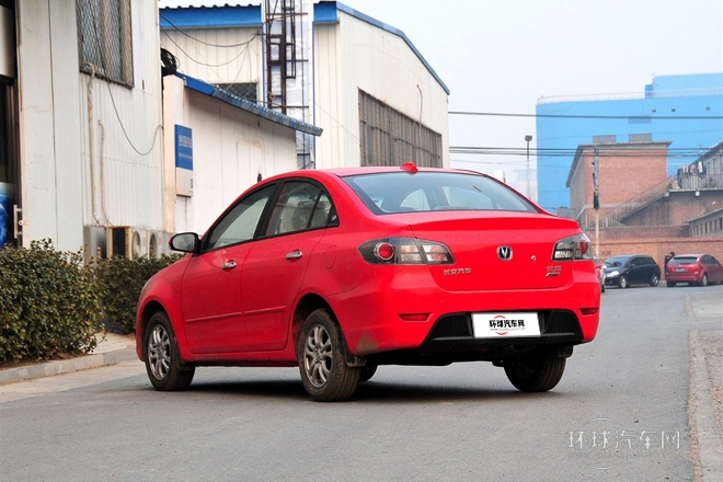 2012款 三廂 1.5L 手動尊貴型