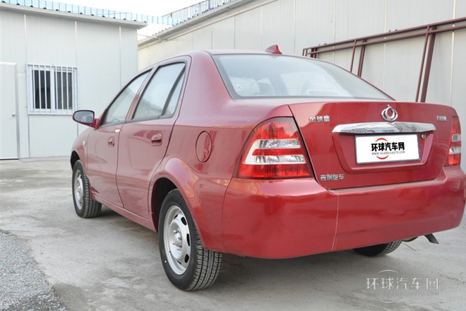 2012款 1.0L 手動進取型