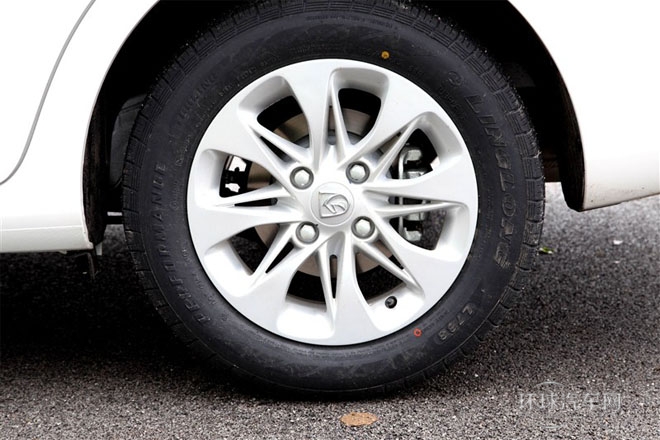 2013款1.8L自動(dòng)   精英型