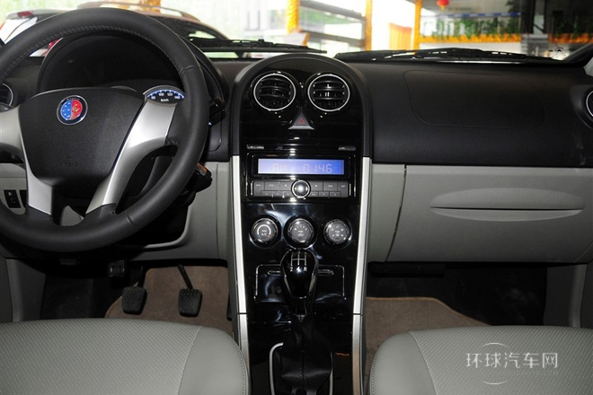 2014款 1.3L 尊貴型