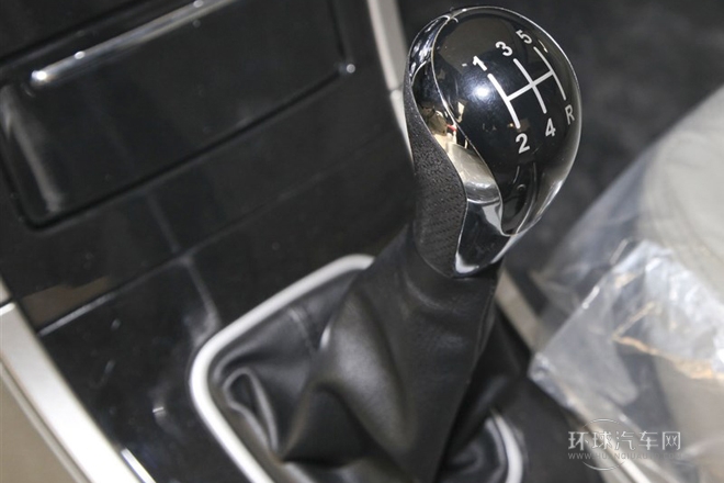 2012款 1.3L 豪華型