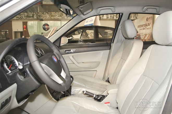 2012款 1.3L 豪華型