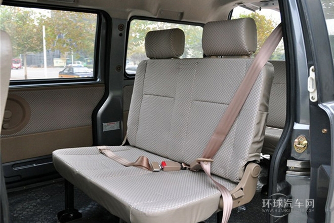 2010款 1.0L金鉆標(biāo)準(zhǔn)型EQ465i-21 3U