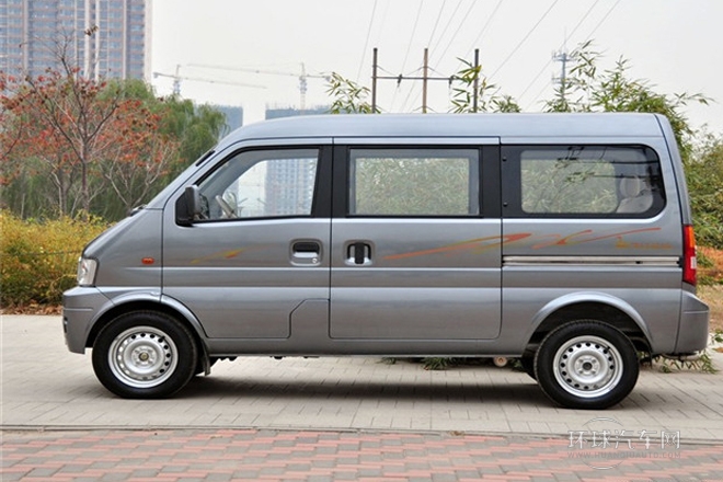 2010款 1.0L金鉆標準型EQ465i-21 3U