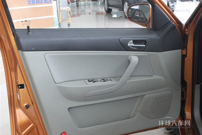 2012款 1.3L 舒適型