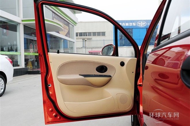 2012款 改款 1.0L 手動P-TEC舒適型