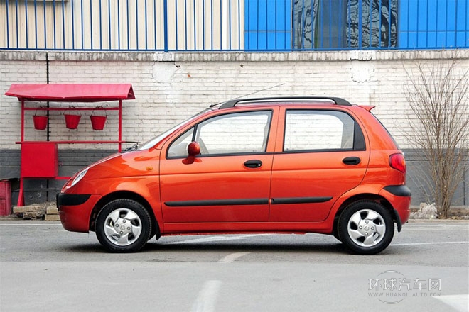 2012款 改款 1.0L 手動P-TEC舒適型