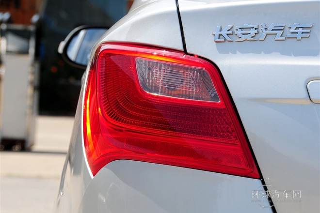 2012款 1.3L 手動豪華型 國V