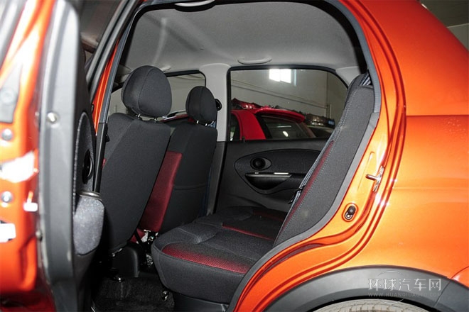 2012款 改款 1.2L 手動運動版時尚型