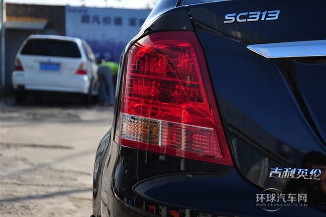 2012款 1.3L 標(biāo)準(zhǔn)型