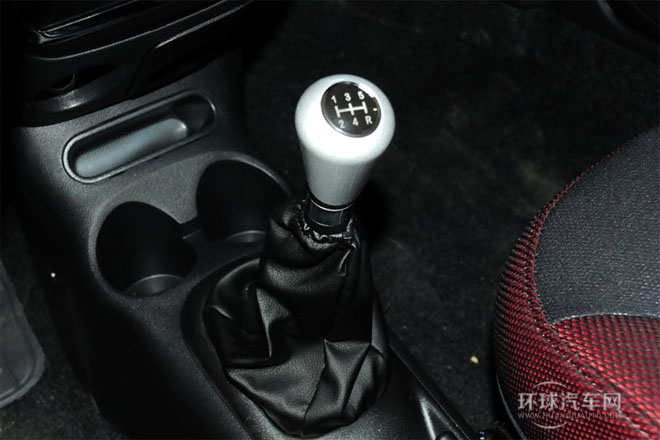 2012款 改款 1.2L 手動運動版時尚型