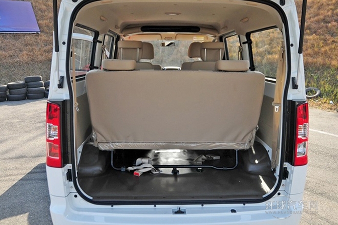 2014款 1.5L商務(wù)豪華型