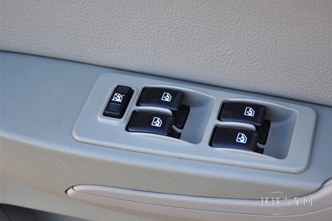 2012款 1.3L 標準型