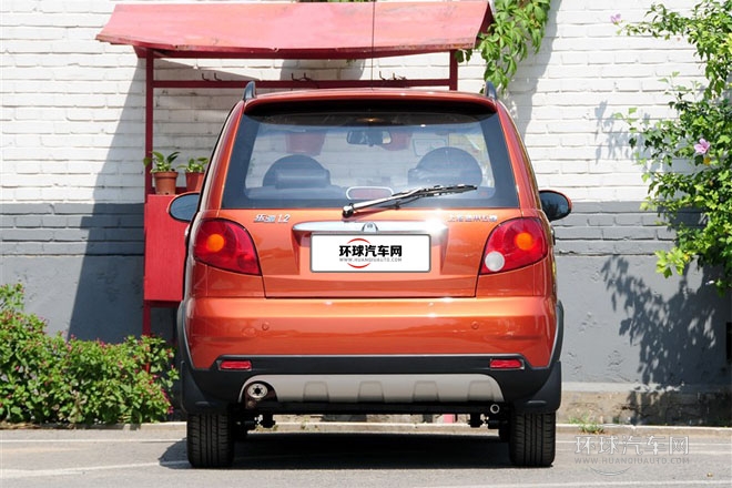 2012款 改款 1.2L 手動運動版時尚型