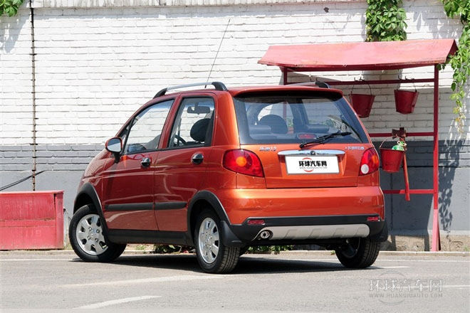 2012款 改款 1.2L 手動運動版時尚型