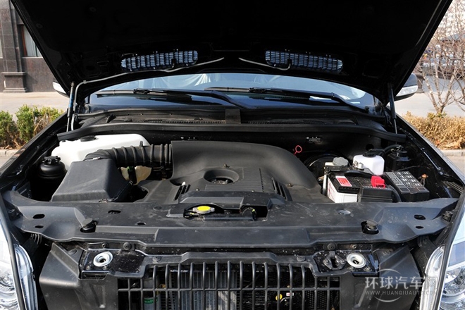 2011款 2.0L 手動兩驅超豪華型