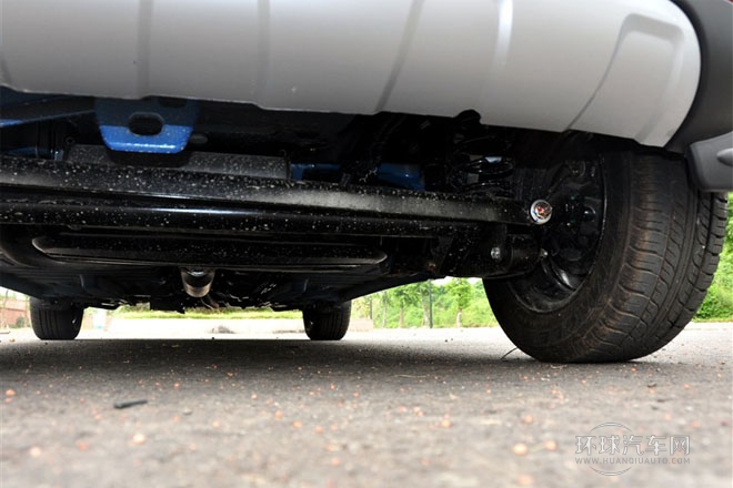 2012款 改款 1.2L 手動運動版優(yōu)越型