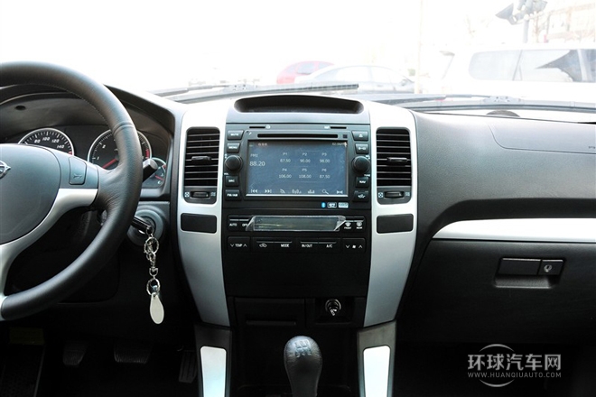 2011款 2.0L 手動(dòng)兩驅(qū)超豪華型