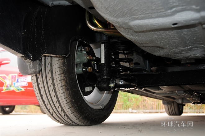 2012款 1.5L 手動(dòng)夢(mèng)幻型