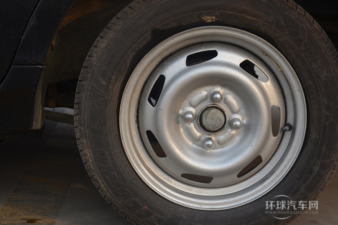 2012款 1.3L 基本型