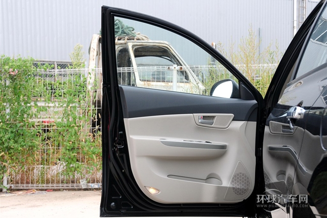 2012款 1.5L 手動(dòng)夢(mèng)幻型