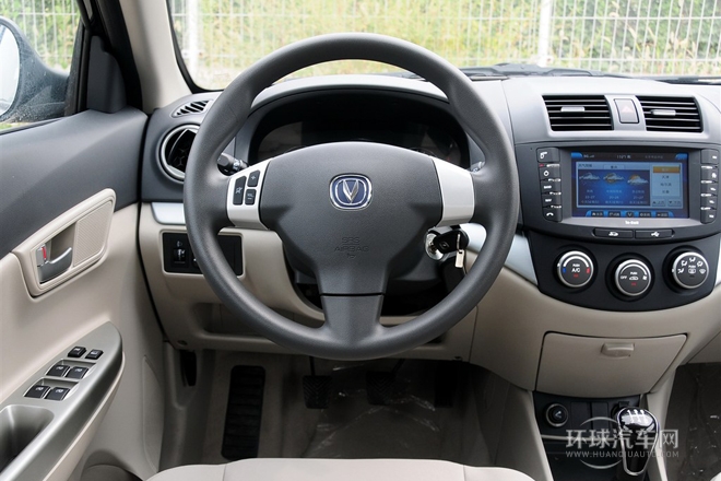 2012款 1.5L 手動(dòng)夢(mèng)幻型