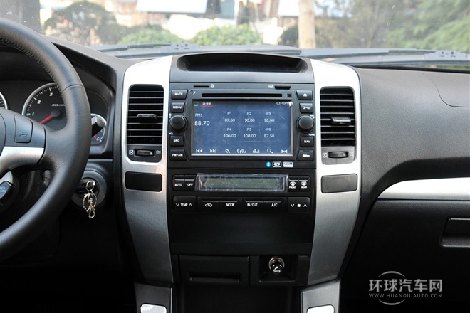 2011款 2.4L 自動(dòng)兩驅(qū)超豪華型