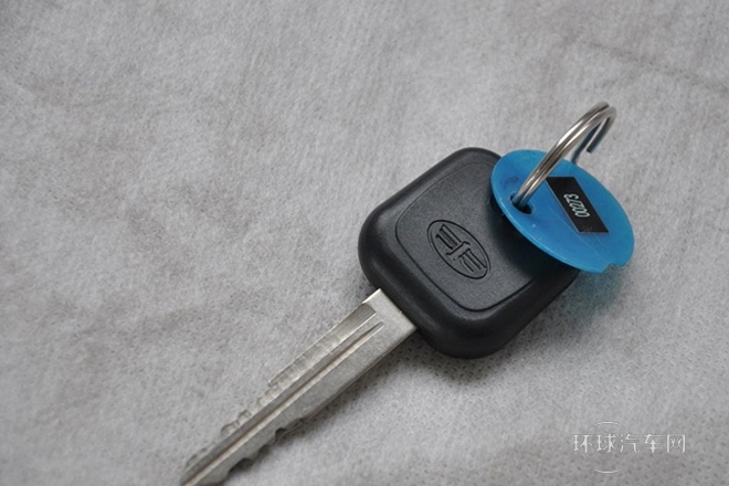 2014款 1.5L加長商務舒適型