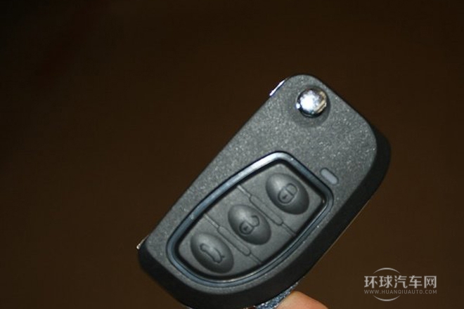 2011款 2.4L 手動四驅豪華型