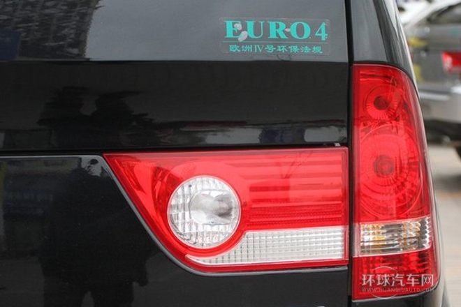 2011款 2.4L 手動四驅(qū)豪華型