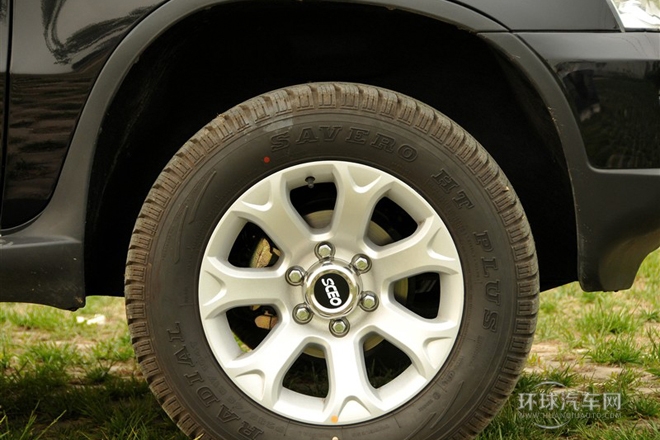 2011款 2.4L 手動四驅超豪華型