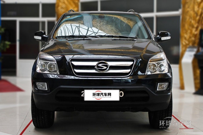 2011款 2.4L 手動(dòng)四驅(qū)超豪華型