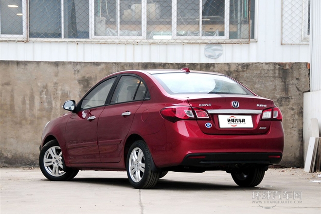 2012款 1.5L 自動(dòng)夢(mèng)幻型