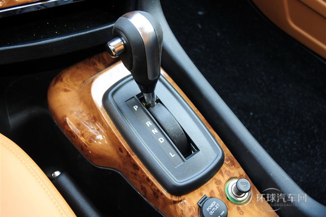 2012款 2.4L 定制商務型