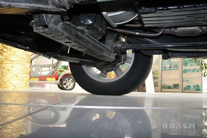 2011款 2.4L 自動四驅超豪華型