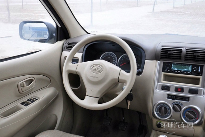 2011款 超值版 1.5L 手動(dòng)7座