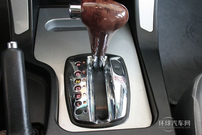 2011款 2.4L 自動四驅超豪華型