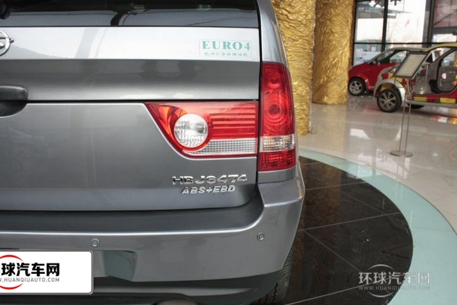 2011款 2.4L 自動四驅超豪華型